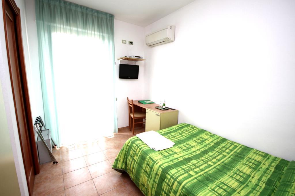Hotel Alguer Phòng bức ảnh
