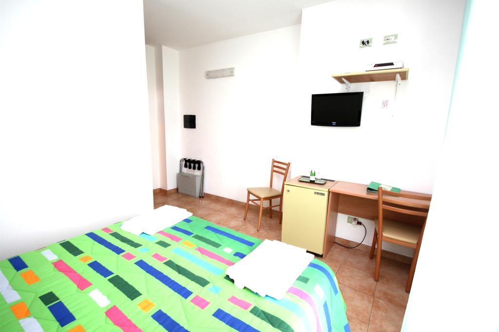 Hotel Alguer Phòng bức ảnh