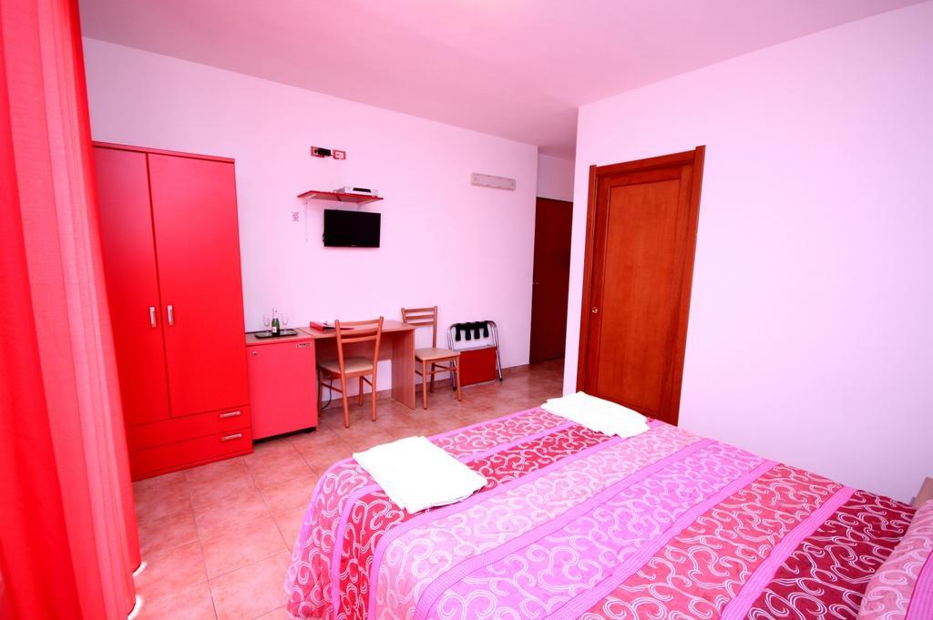 Hotel Alguer Phòng bức ảnh
