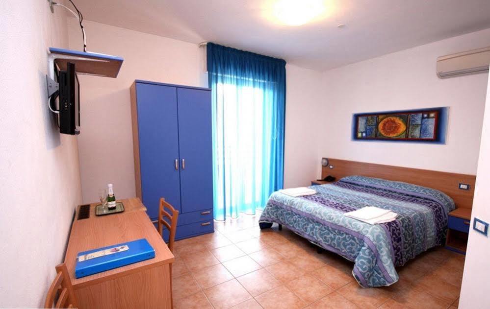 Hotel Alguer Ngoại thất bức ảnh